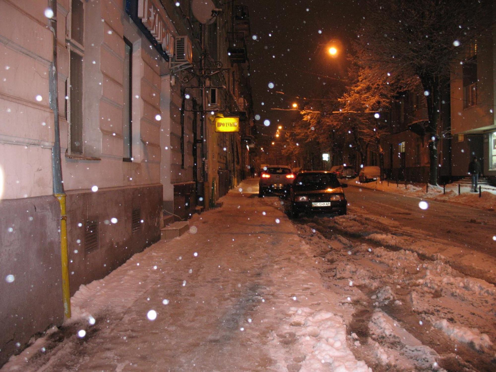Flat On Sheptytskykh Apartment Lviv Exterior photo