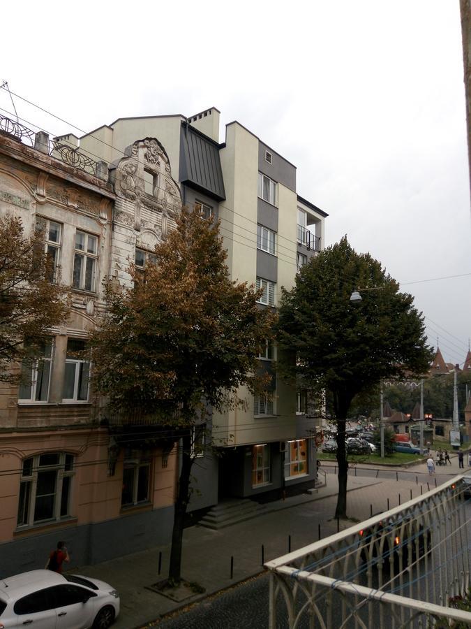 Flat On Sheptytskykh Apartment Lviv Exterior photo