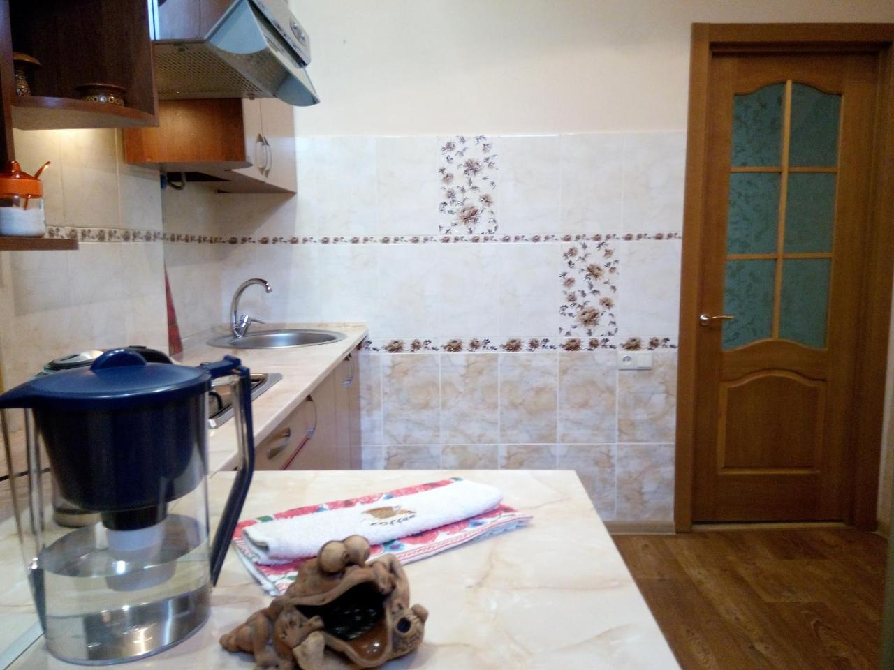 Flat On Sheptytskykh Apartment Lviv Exterior photo